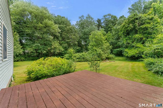 8 Mixville Road, Prospect, CT 06712