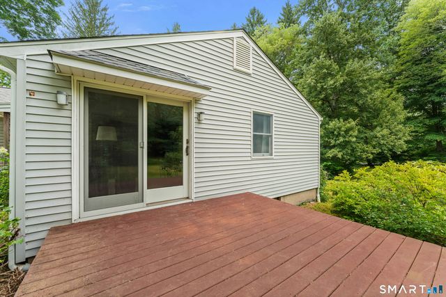 8 Mixville Road, Prospect, CT 06712