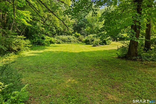 8 Mixville Road, Prospect, CT 06712