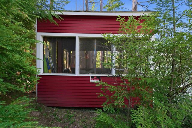 9 Berry Road, Loudon, NH 03307