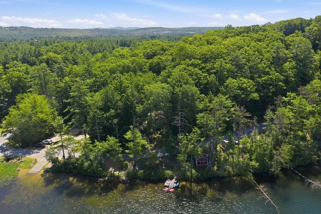 9 Berry Road, Loudon, NH 03307