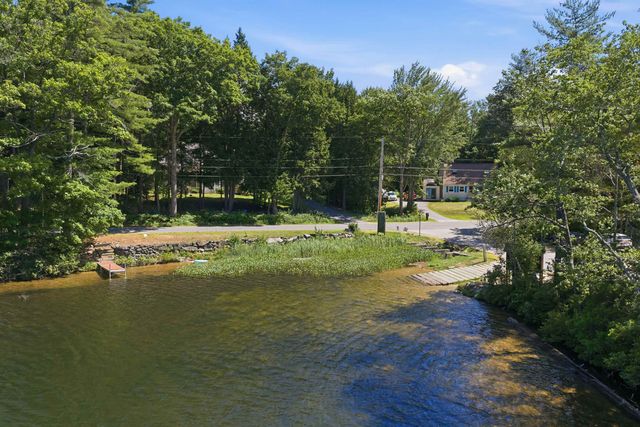9 Berry Road, Loudon, NH 03307