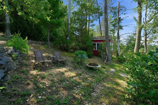 9 Berry Road, Loudon, NH 03307