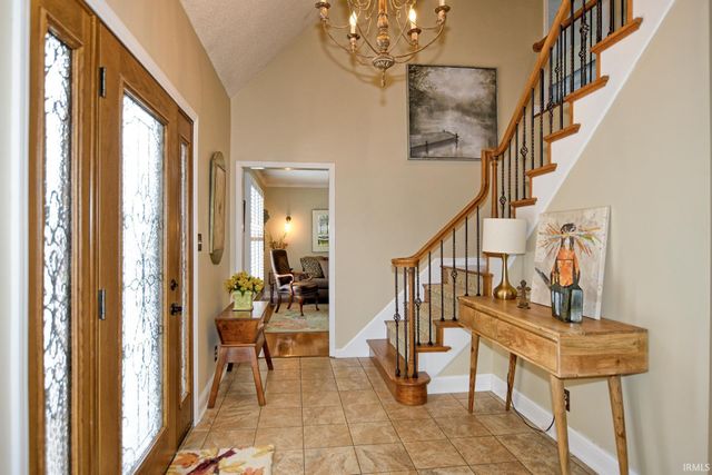 6299 Pfafflin Lake Boulevard, Newburgh, IN 47630