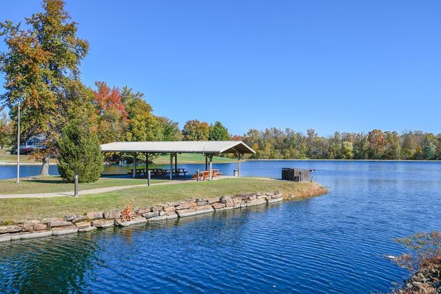 6299 Pfafflin Lake Boulevard, Newburgh, IN 47630