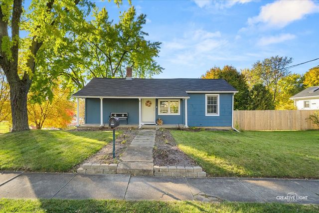 390 Fulton Street, South Elgin, IL 60177