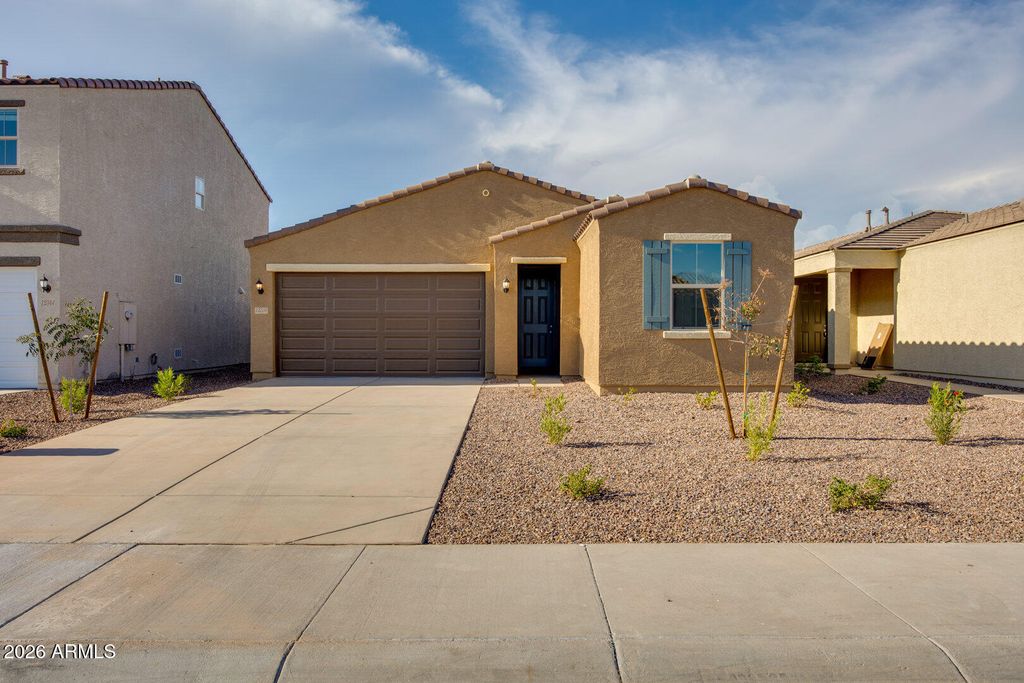 12338 W BELMONT Avenue, Glendale, AZ 85307 — photo 2