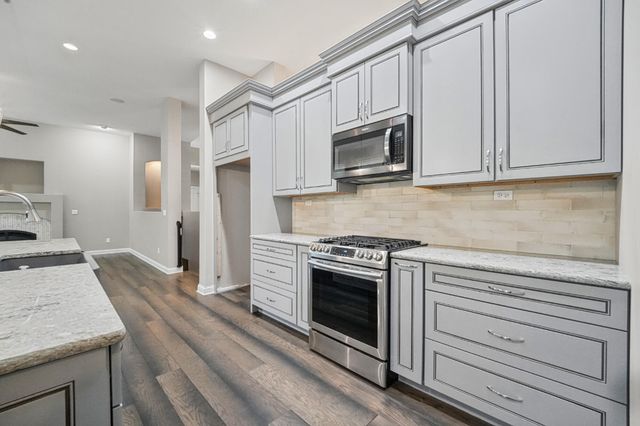 2205 OAK HARBOR CT, Columbia, MO 65203