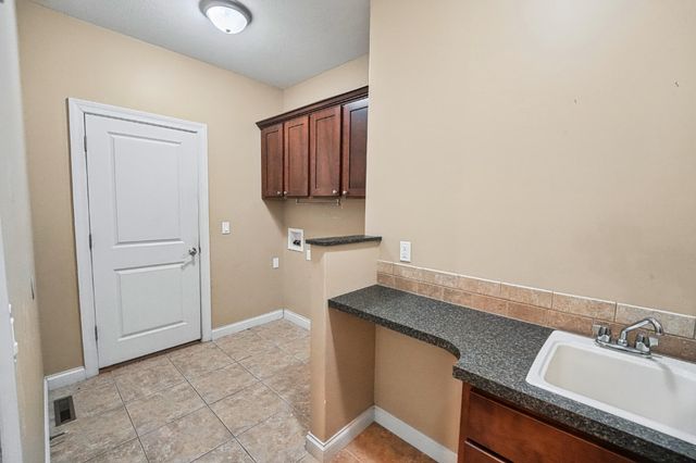 2205 OAK HARBOR CT, Columbia, MO 65203