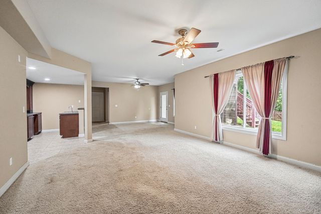 2205 OAK HARBOR CT, Columbia, MO 65203