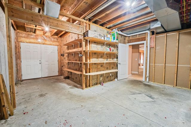 2205 OAK HARBOR CT, Columbia, MO 65203