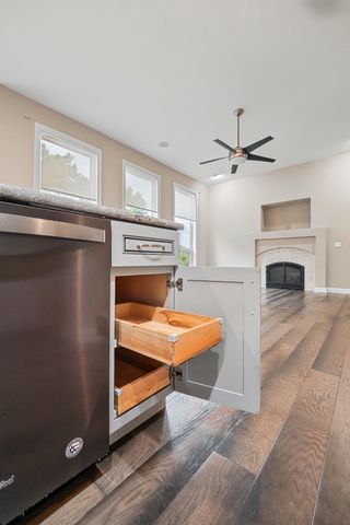 2205 OAK HARBOR CT, Columbia, MO 65203