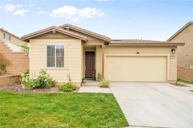 380 Havasu, Rialto, CA 92377