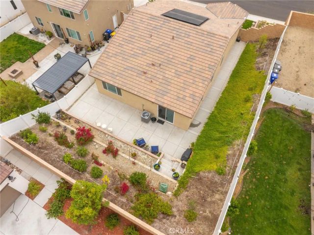 380 Havasu, Rialto, CA 92377