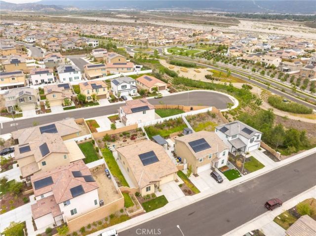 380 Havasu, Rialto, CA 92377