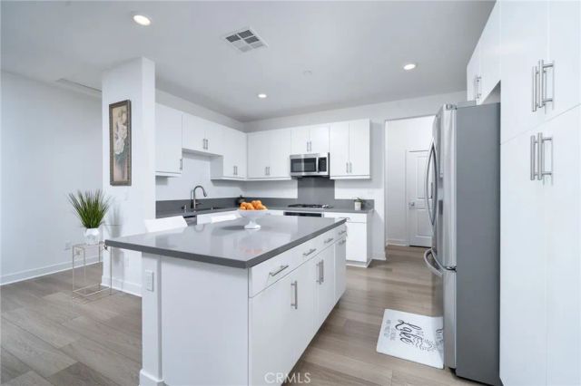 380 Havasu, Rialto, CA 92377