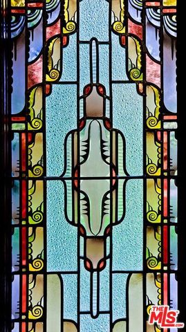 702 N Linden Drive, Beverly Hills, CA 90210