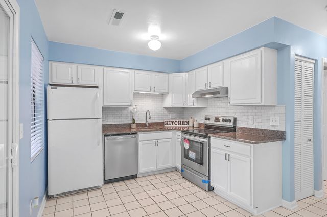 904 Sea Gull Drive, Mount Pleasant, SC 29464