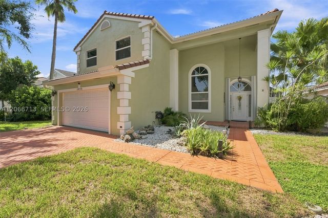 14060 Richwood Pl, Davie, FL 33325