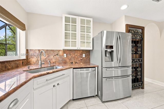 14060 Richwood Pl, Davie, FL 33325