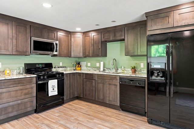 429 Old Dover Road, Rochester, NH 03867