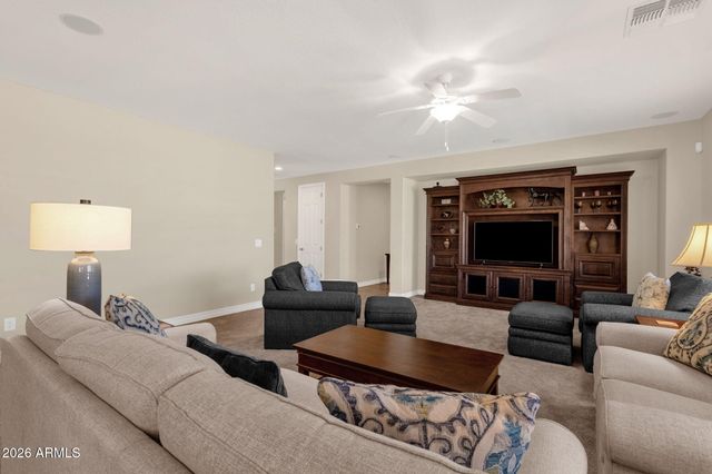 4204 S Crosscreek Drive, Chandler, AZ 85249