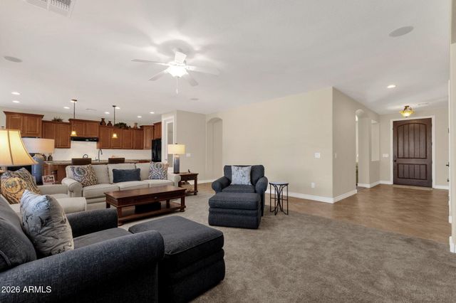 4204 S Crosscreek Drive, Chandler, AZ 85249