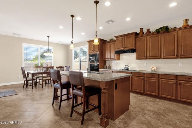 4204 S Crosscreek Drive, Chandler, AZ 85249