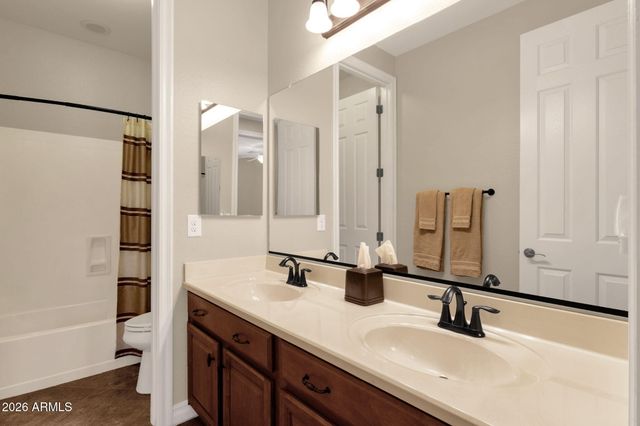 4204 S Crosscreek Drive, Chandler, AZ 85249