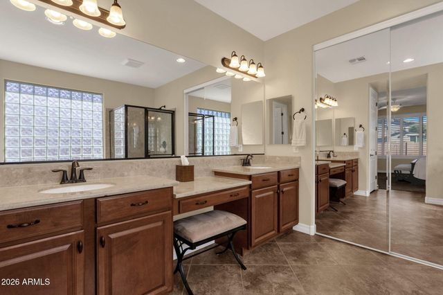 4204 S Crosscreek Drive, Chandler, AZ 85249