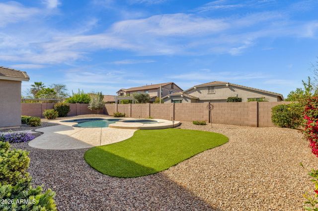 4204 S Crosscreek Drive, Chandler, AZ 85249
