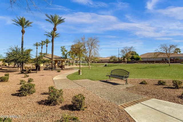 4204 S Crosscreek Drive, Chandler, AZ 85249