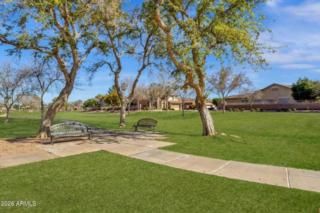 4204 S Crosscreek Drive, Chandler, AZ 85249