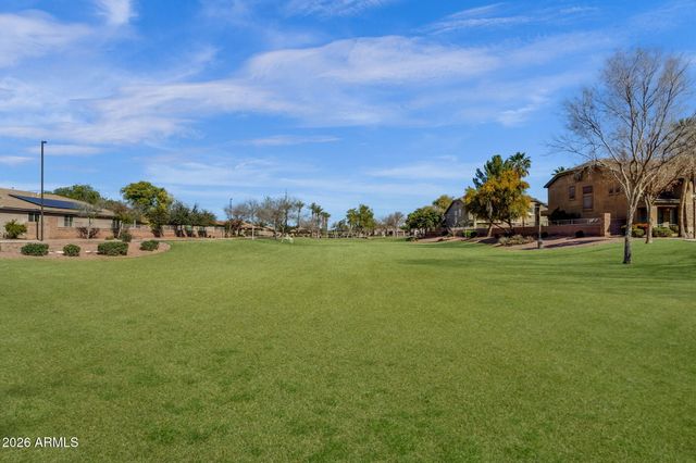 4204 S Crosscreek Drive, Chandler, AZ 85249