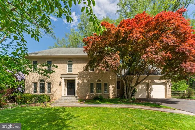 1504 NIGHT SHADE CT, Vienna, VA 22182