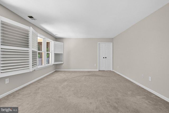 1504 NIGHT SHADE CT, Vienna, VA 22182