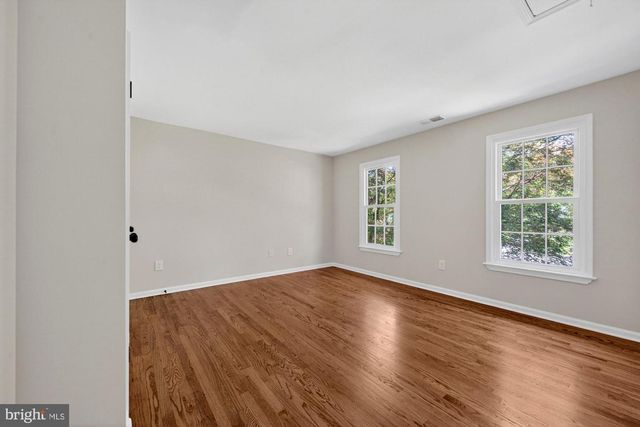 1504 NIGHT SHADE CT, Vienna, VA 22182