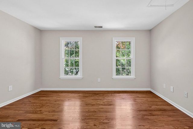1504 NIGHT SHADE CT, Vienna, VA 22182
