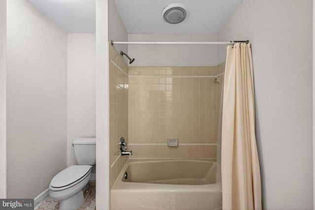 1504 NIGHT SHADE CT, Vienna, VA 22182