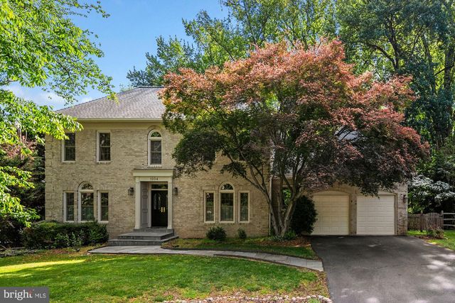 1504 NIGHT SHADE CT, Vienna, VA 22182