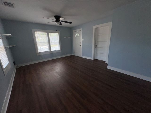 722 Lakey Street, Denton, TX 76205