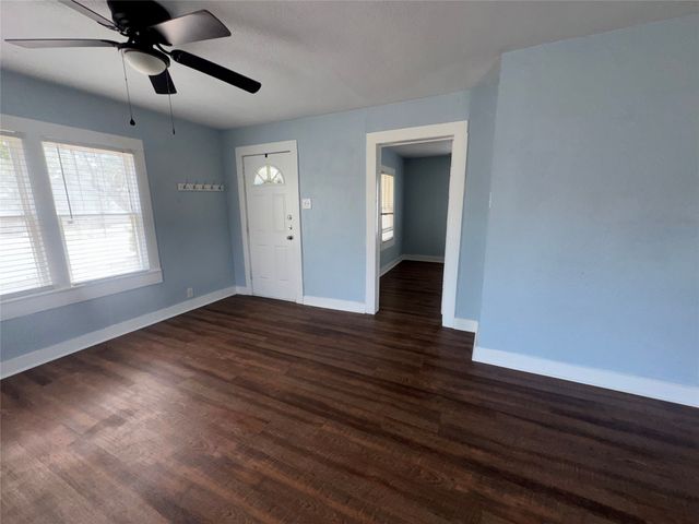 722 Lakey Street, Denton, TX 76205