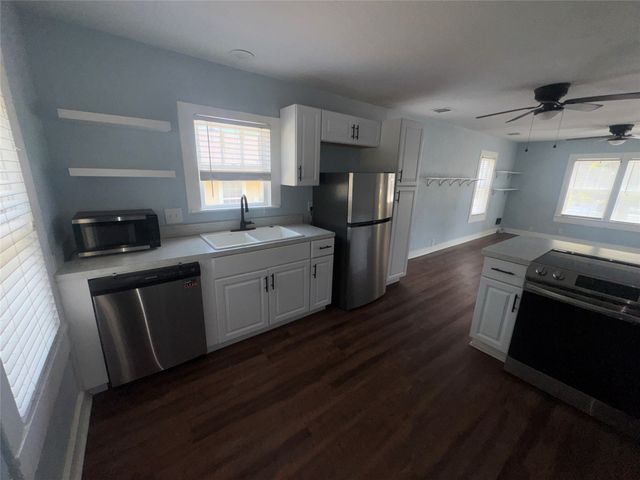 722 Lakey Street, Denton, TX 76205