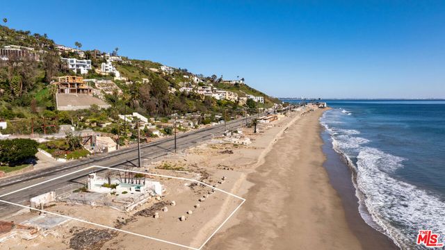 21546 Pacific Coast Highway, Malibu, CA 90265