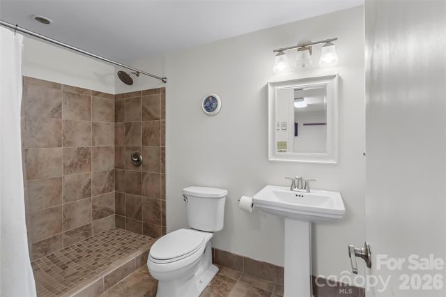 32 Swanns View Drive, Marion, NC 28752