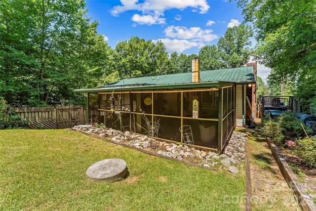 32 Swanns View Drive, Marion, NC 28752