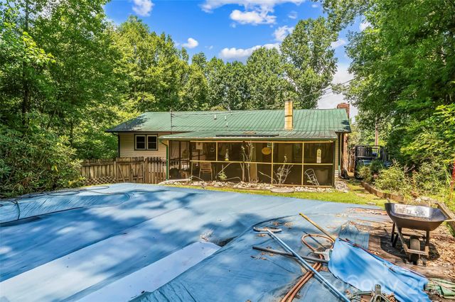 32 Swanns View Drive, Marion, NC 28752
