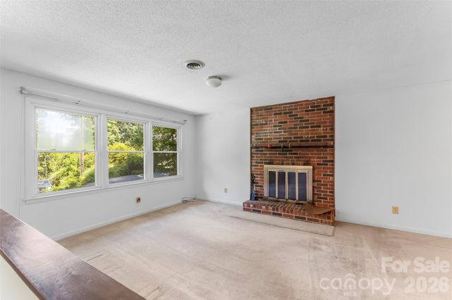 32 Swanns View Drive, Marion, NC 28752