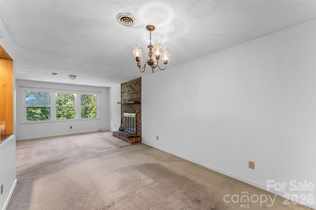 32 Swanns View Drive, Marion, NC 28752