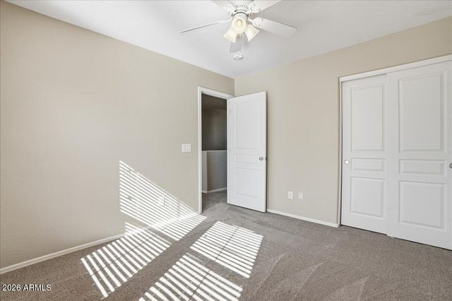 1915 E OXFORD Lane, Gilbert, AZ 85295